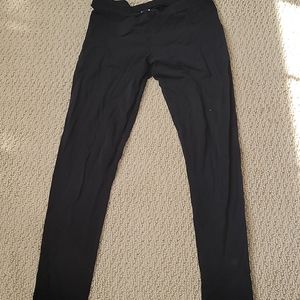 Black leggings